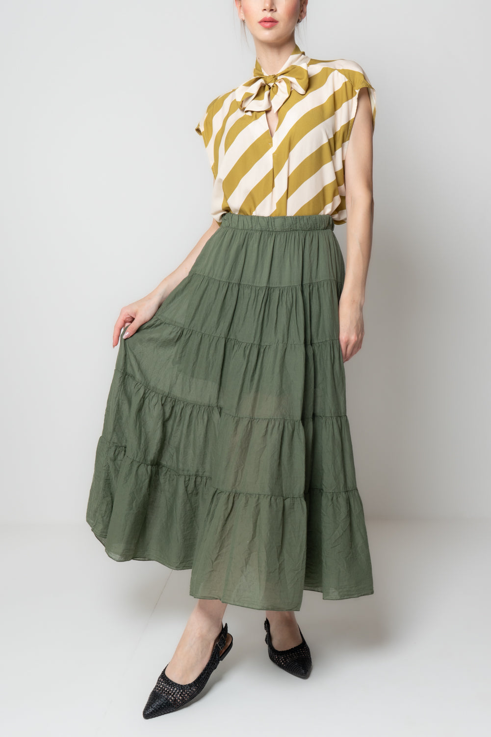 NINA DIVU17456MILITARE