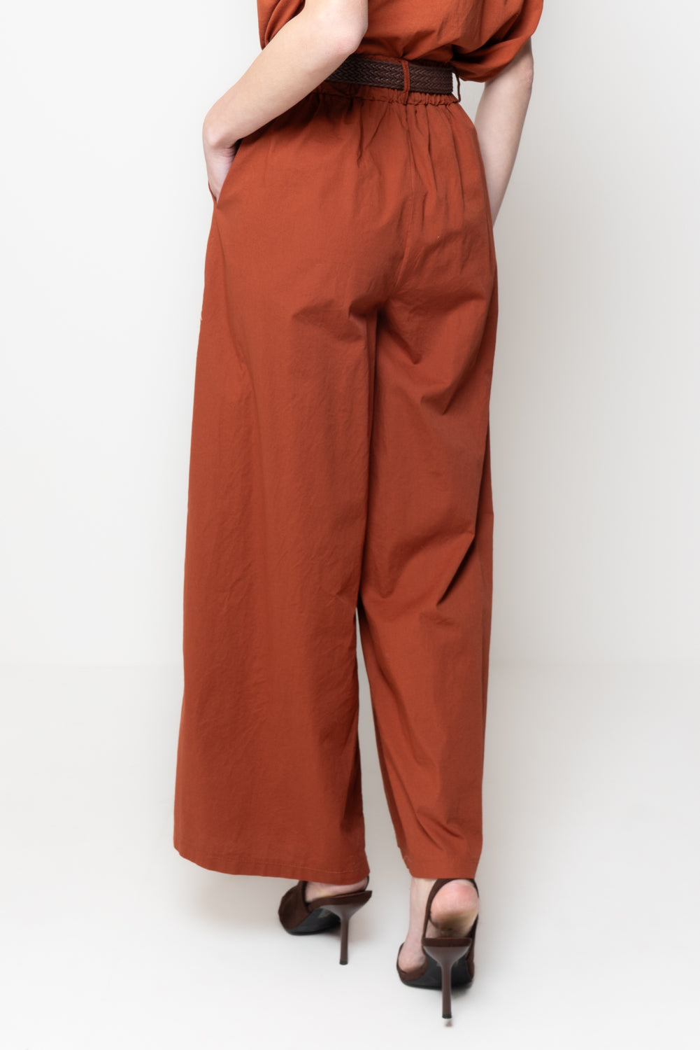 Pantalone a Palazzo con Pinces