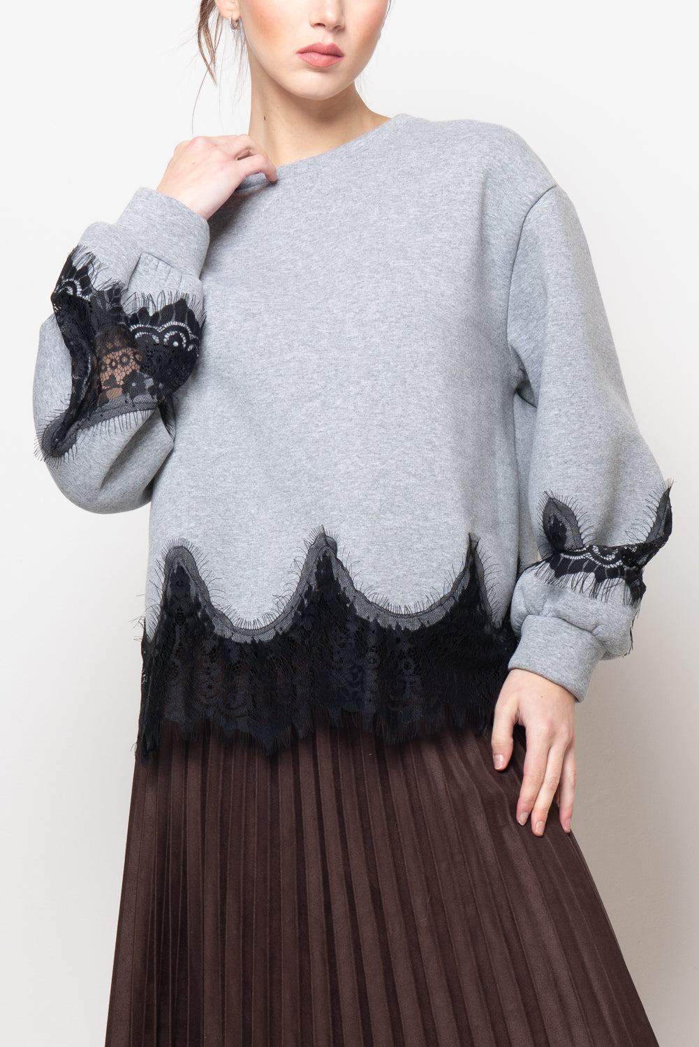 Felpa con inserti in pizzo