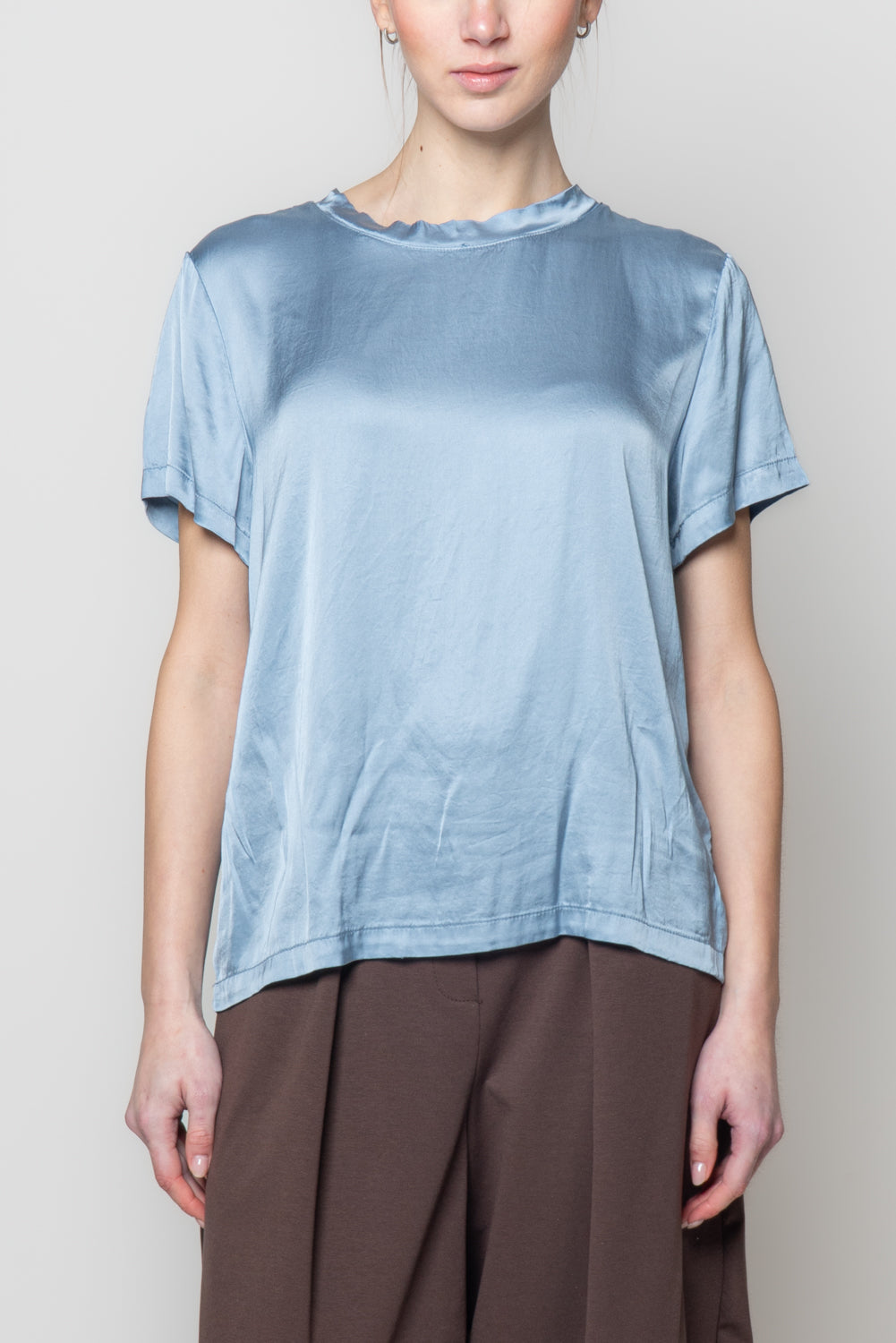 T shirt in satin