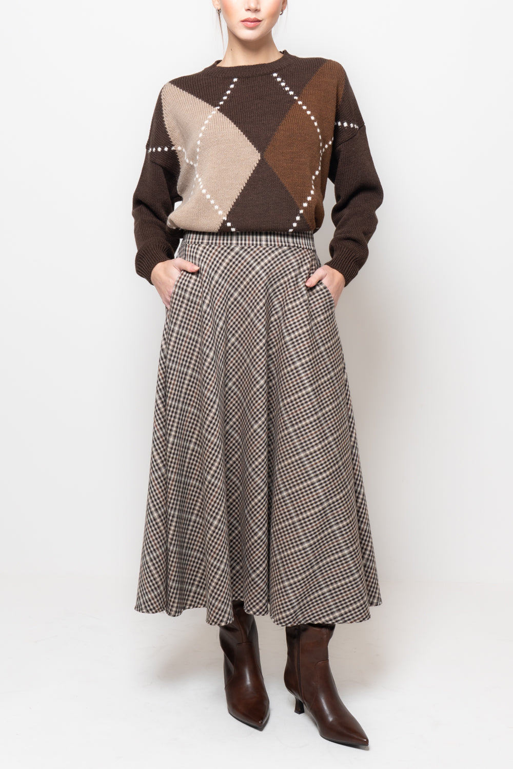 Gonna a trapezio in fantasia a quadretti