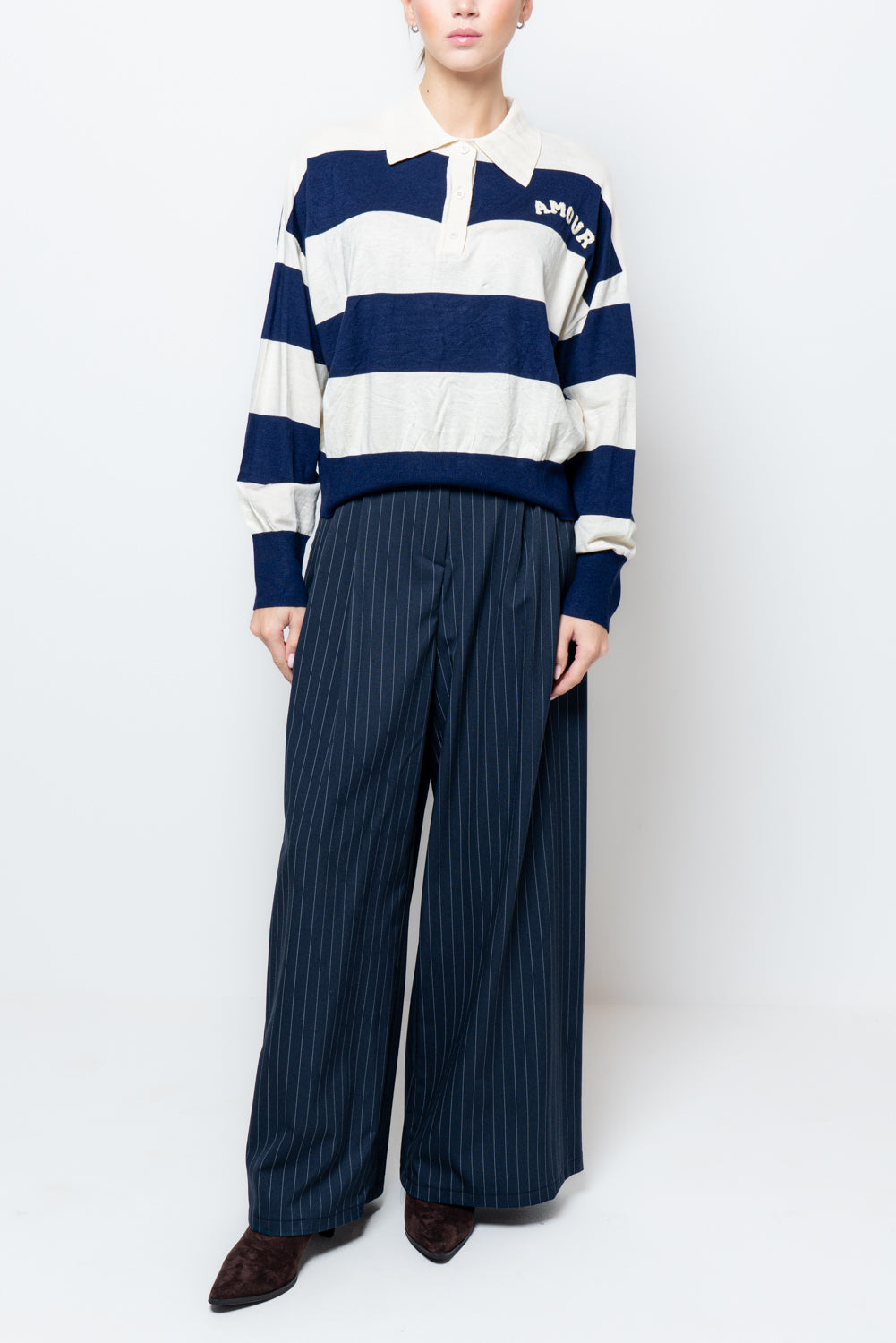 Maglia con colletto a righe