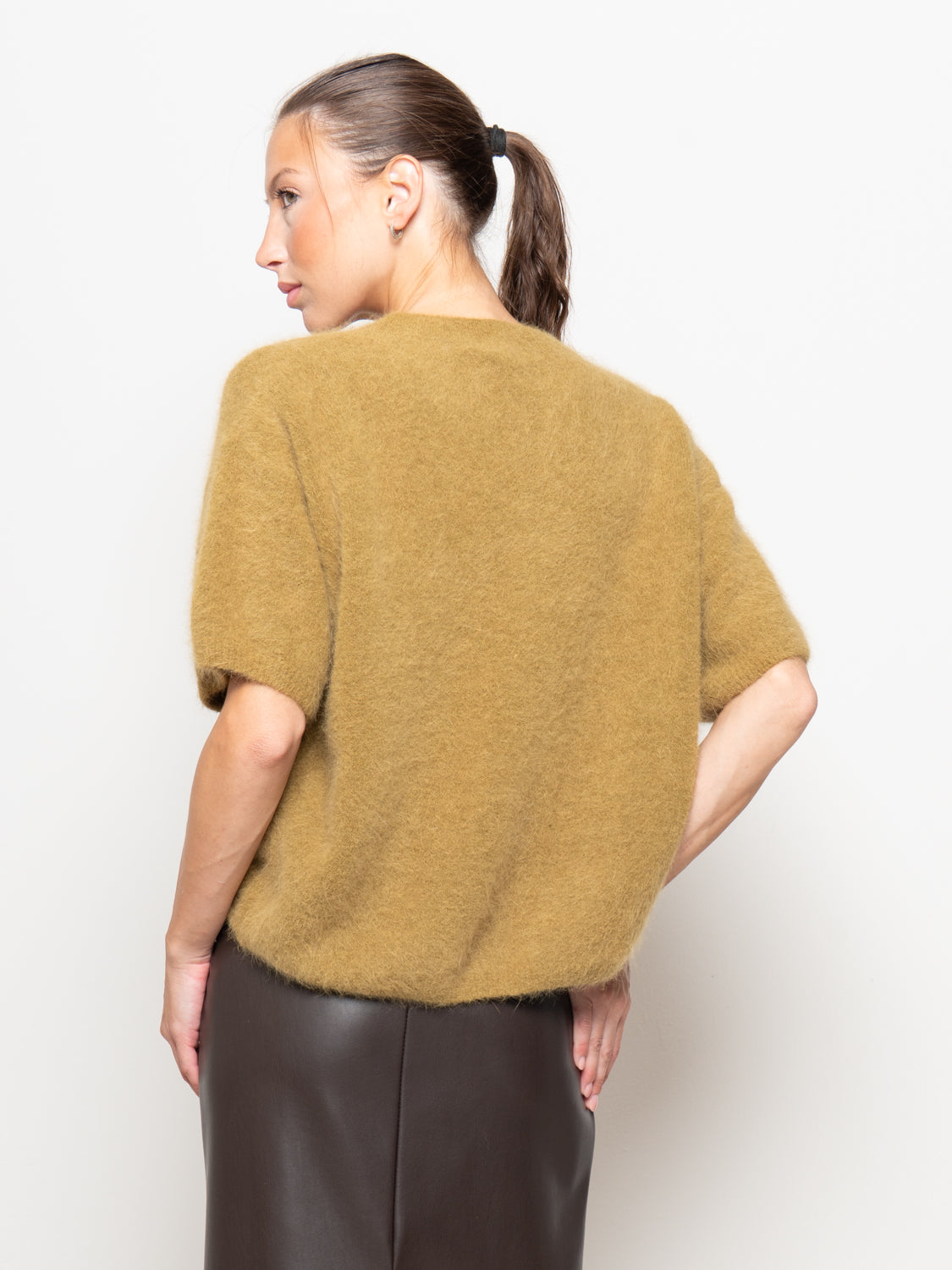 Maglia in angora a manica corta