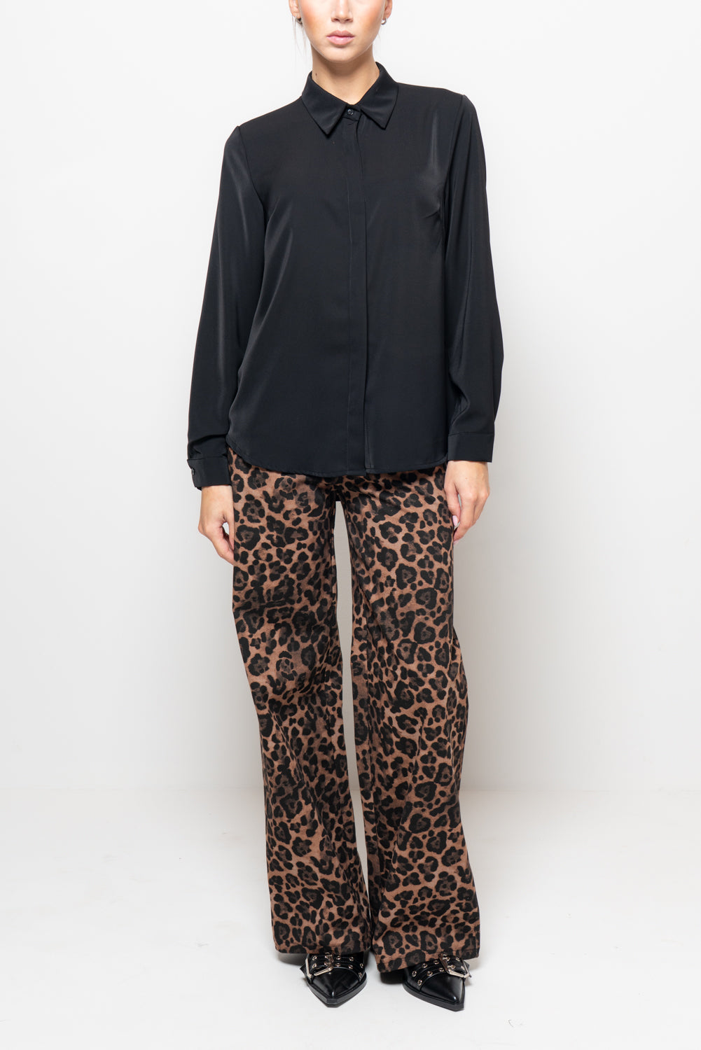 Camicia bottoni coperti