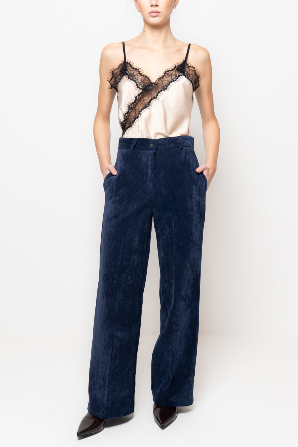 Pantaloni in velluto a palazzo