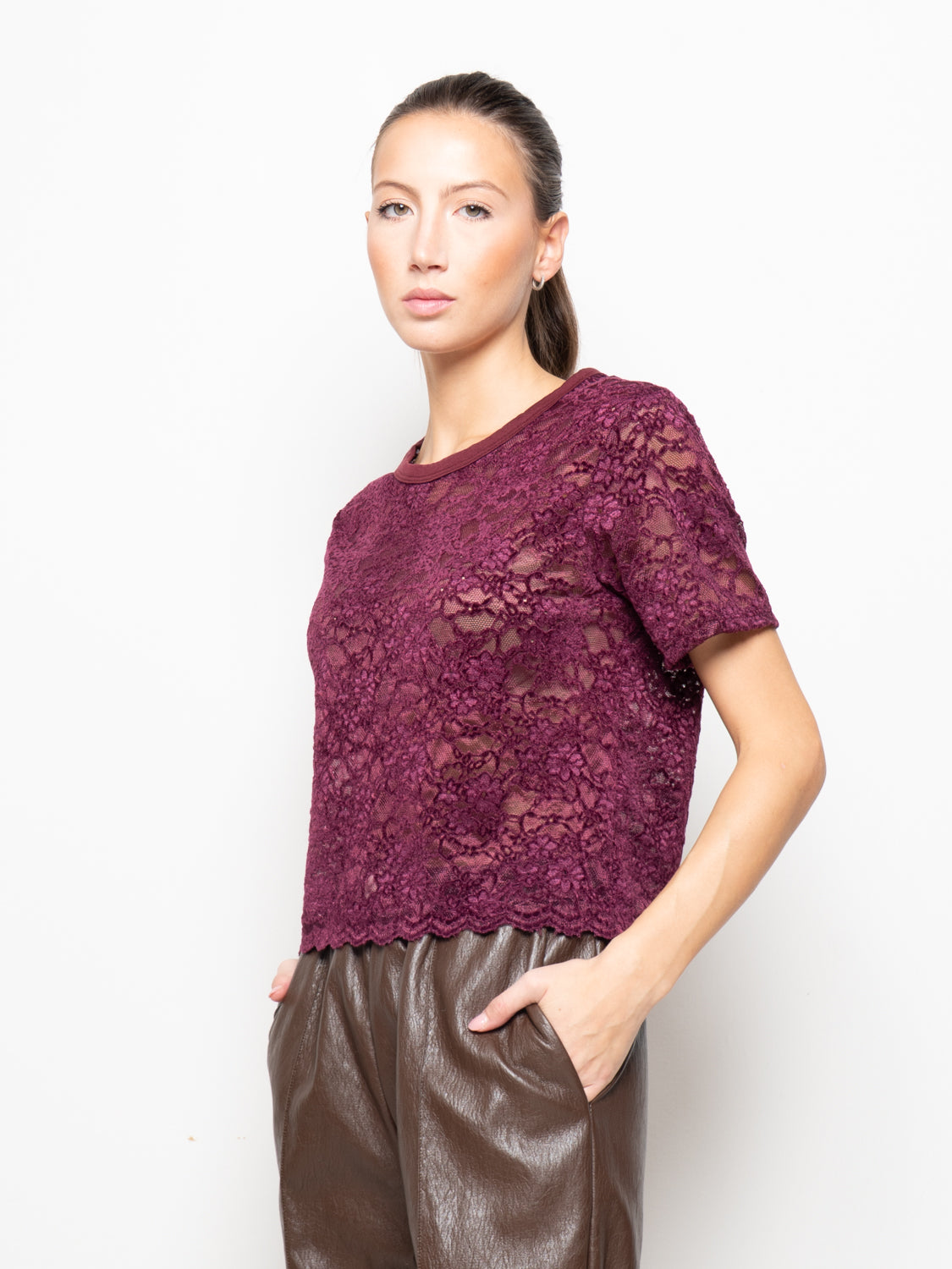 Top in pizzo macramè