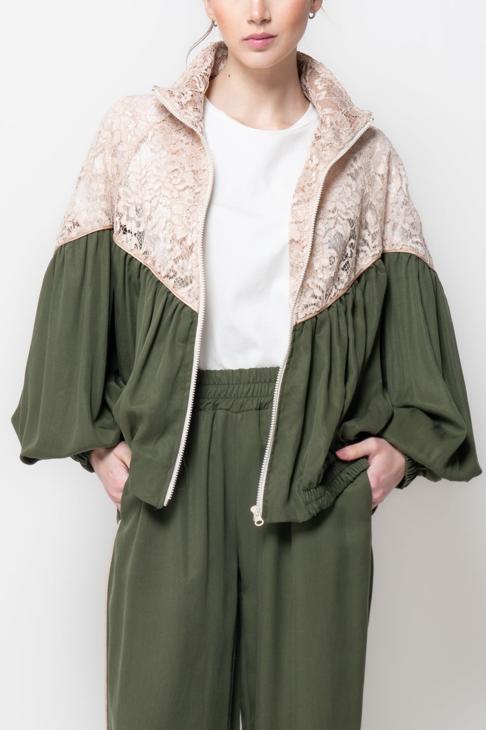 Bomber bicolore con pizzo