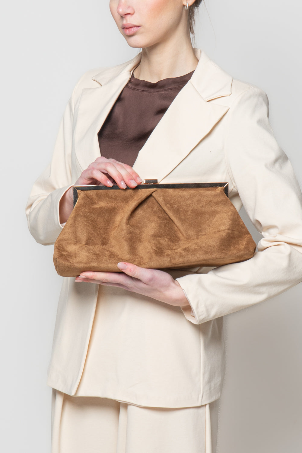 Pochette scamosciata
