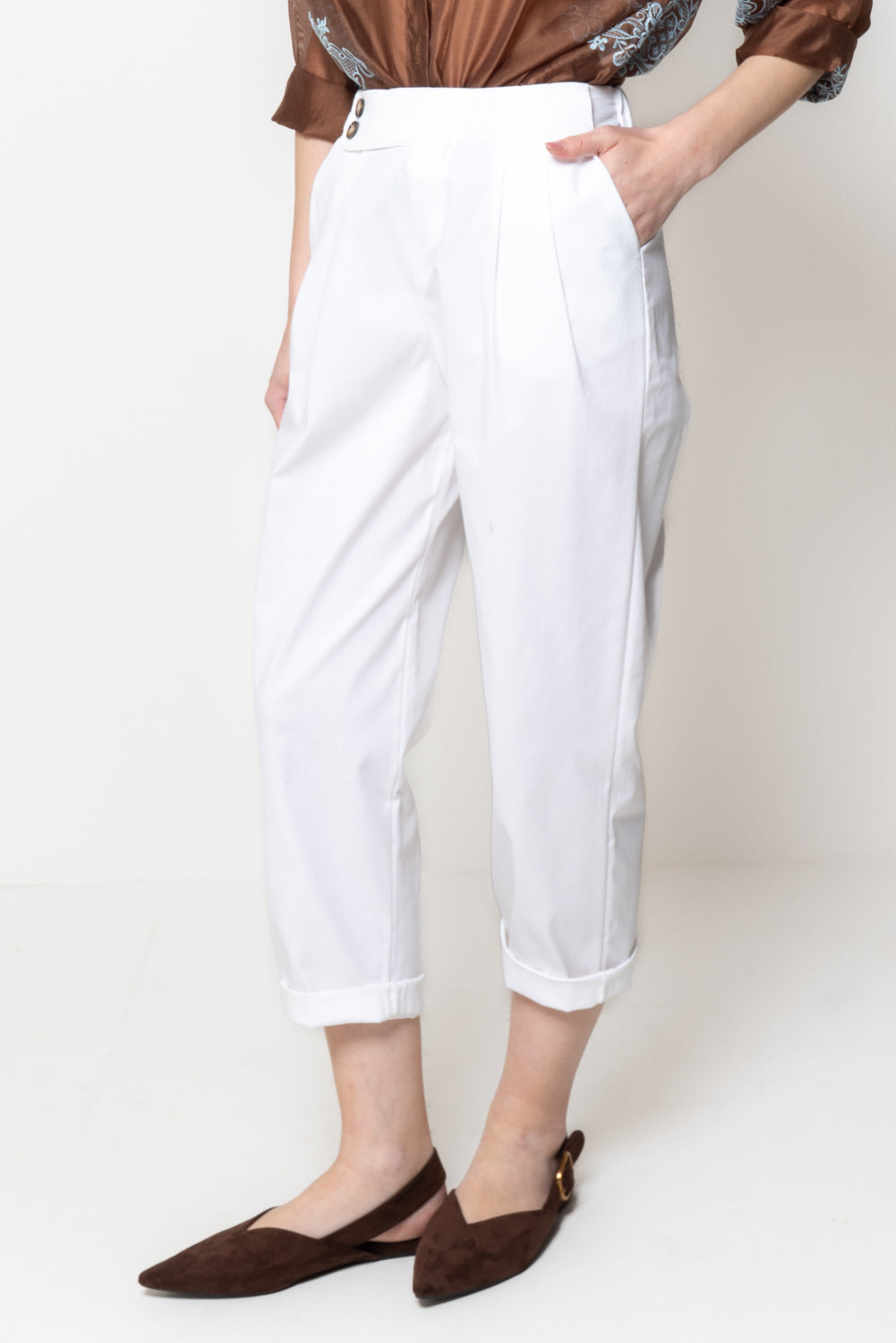 Pantalone in Cotone Due Bottoni