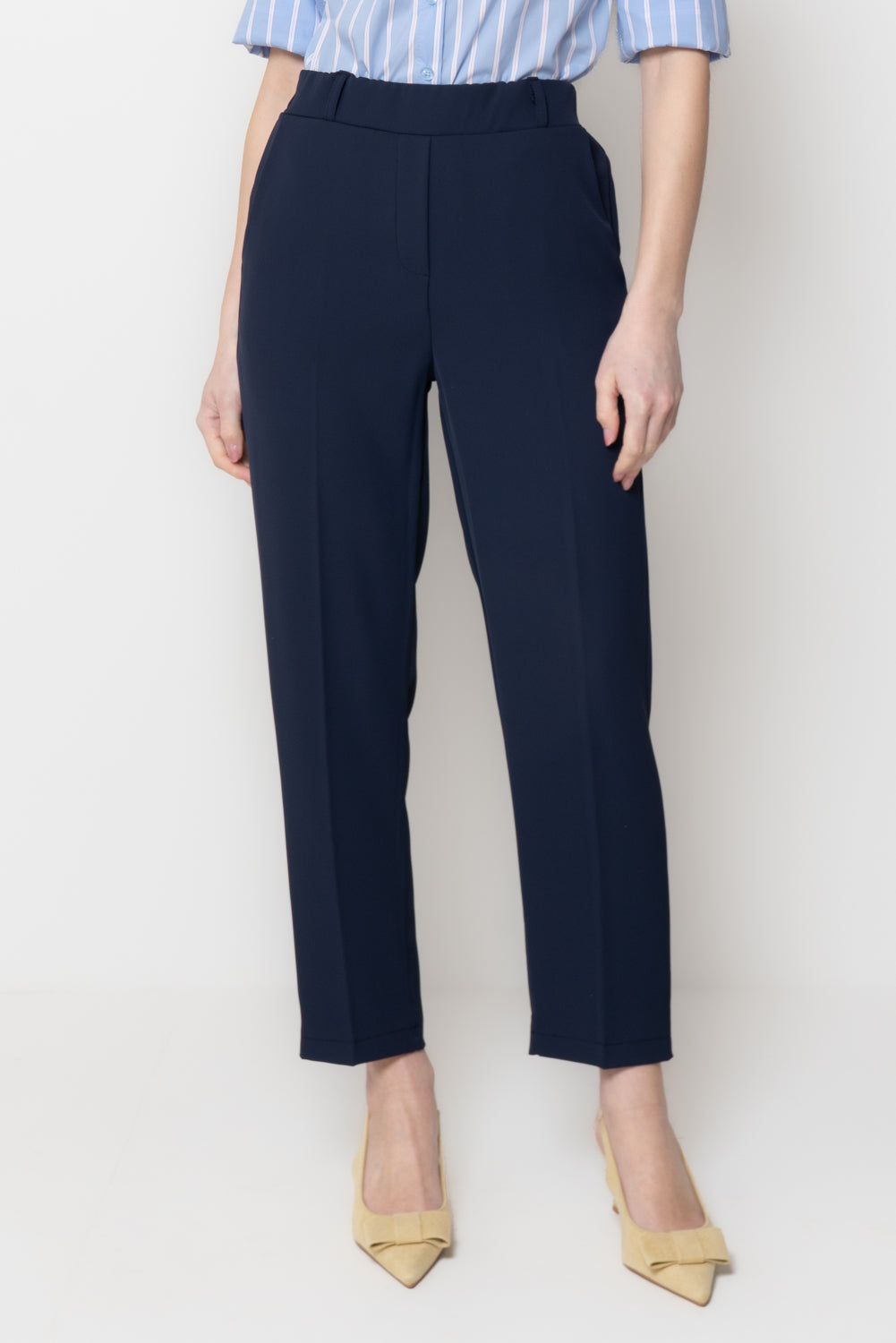 Pantaloni Slim con Piega Stirata