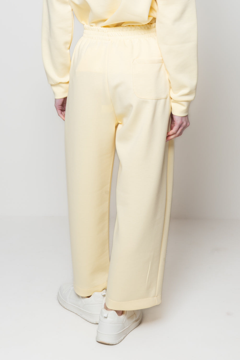 Pantalone baggy in neoprene