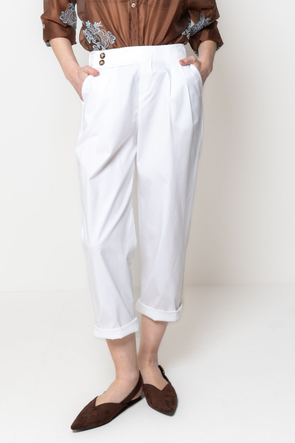 Pantalone in Cotone Due Bottoni