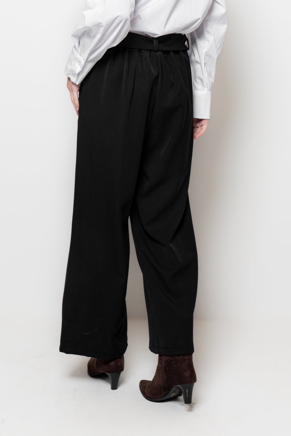 Pantaloni palazzo con fusciacca