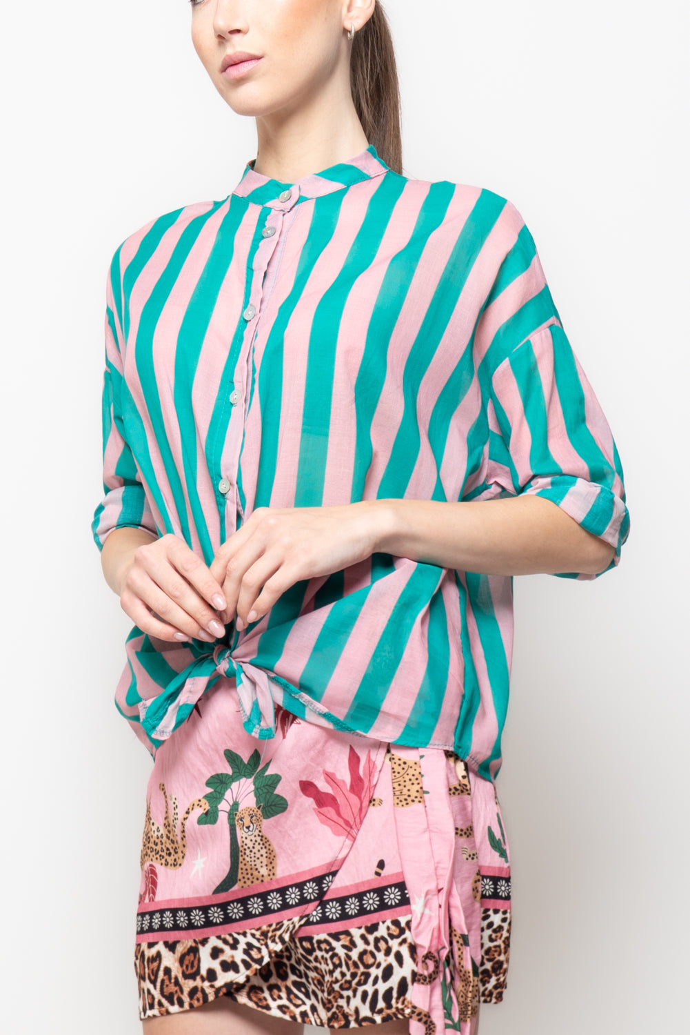 Camicia alla coreana a righe