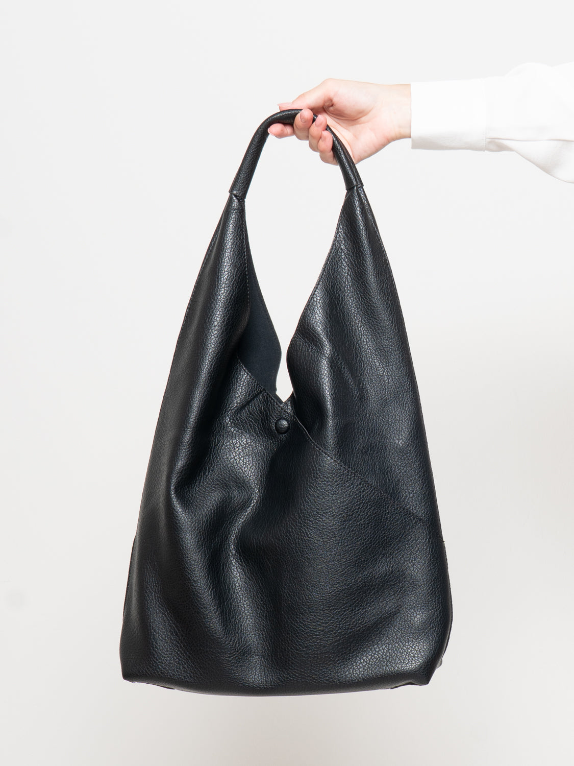 Borsa hobo con chiusura a bottone