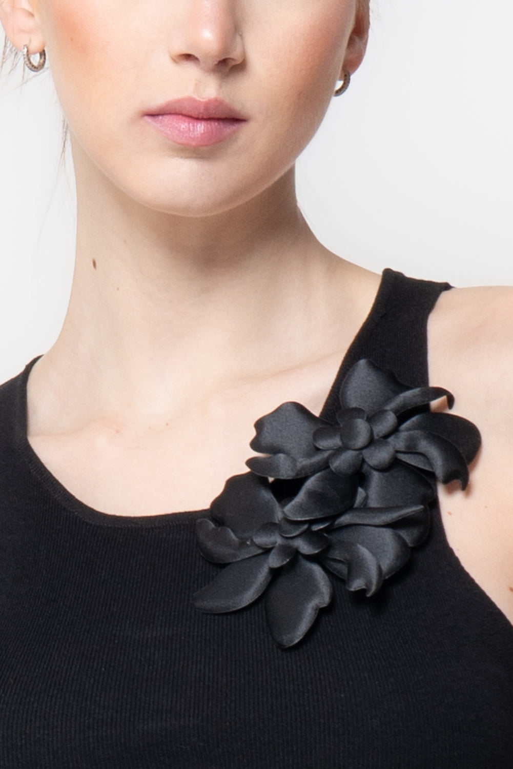 Top a Costine con Fiori 3D