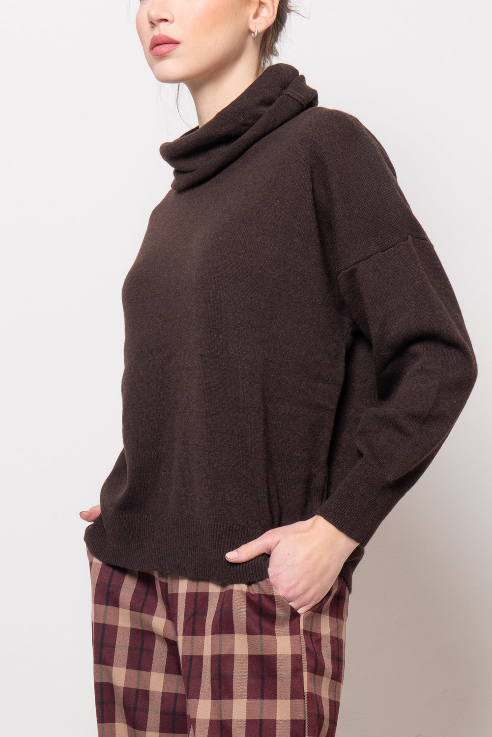 Maglia con collo ad anello