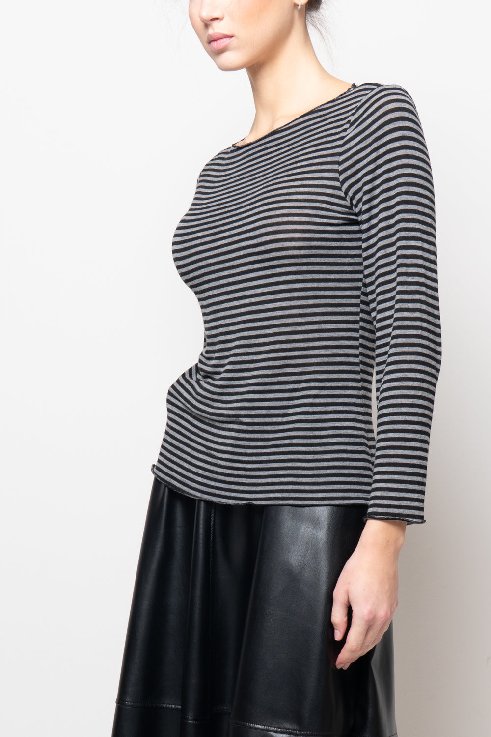 T shirt in misto cashmere a righe