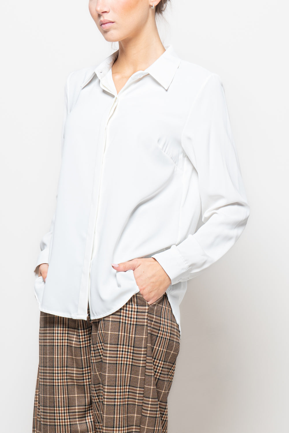 Camicia bottoni coperti