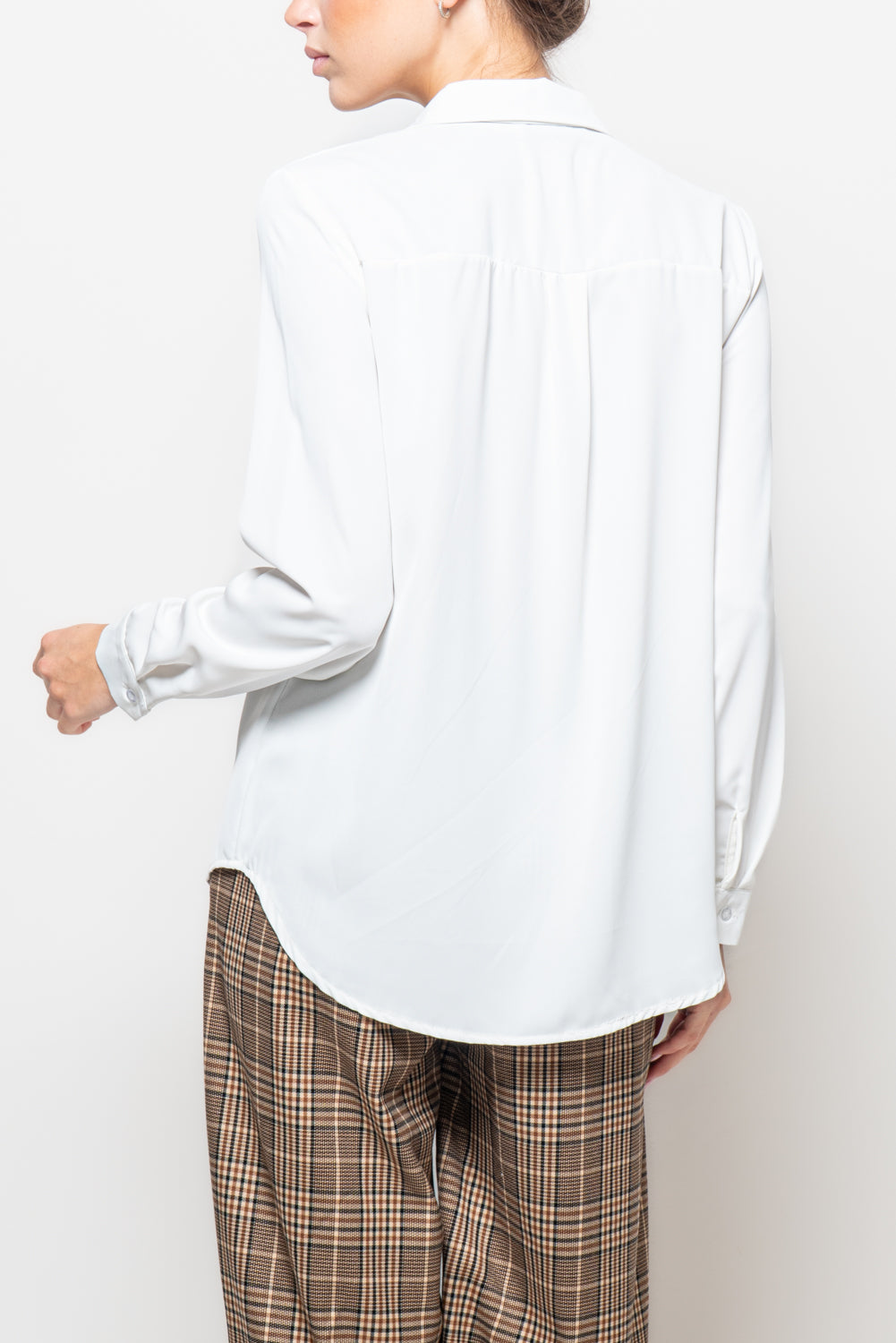 Camicia bottoni coperti