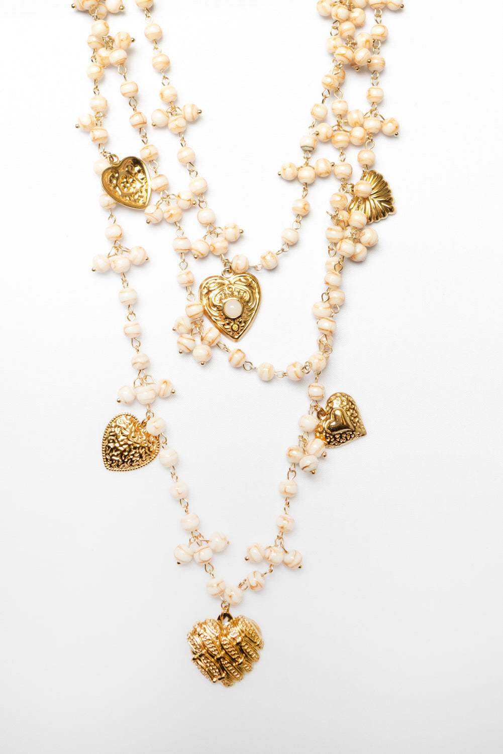 Collana multifili con cuori