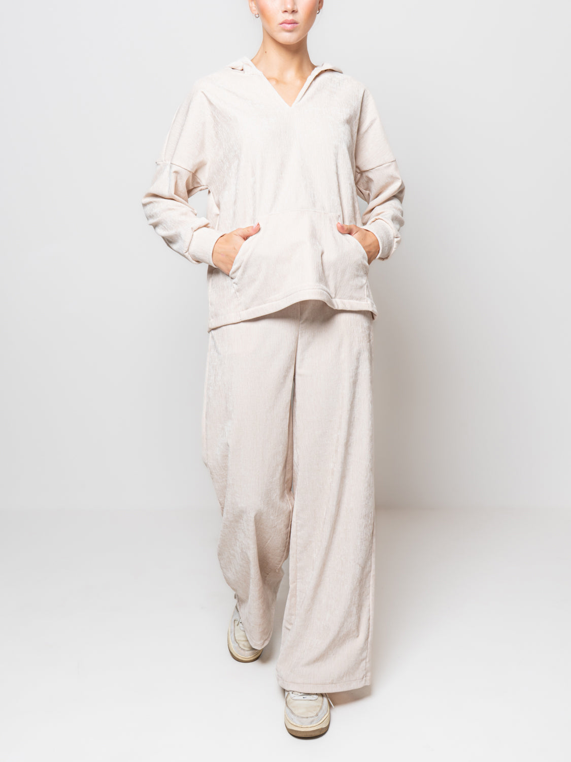 Felpa in ciniglia con cappuccio