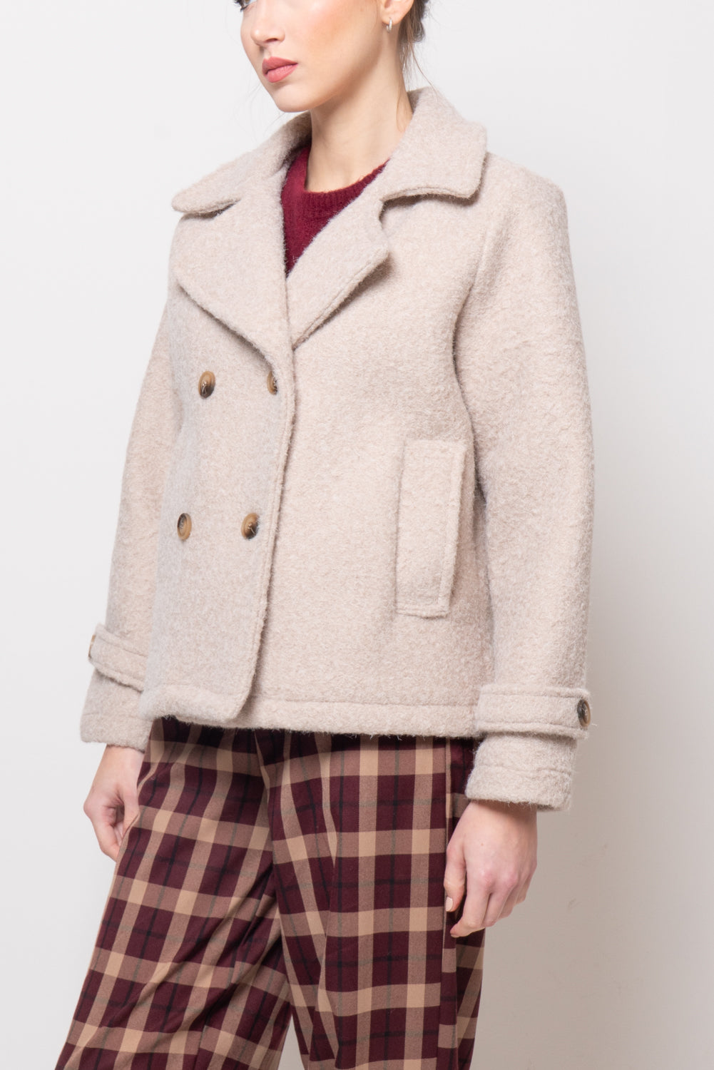 Cappotto bouclé corto