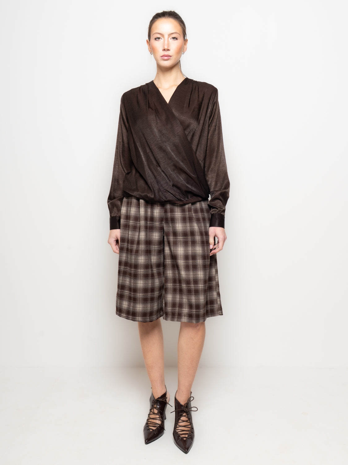 Blusa in satin a portafoglio