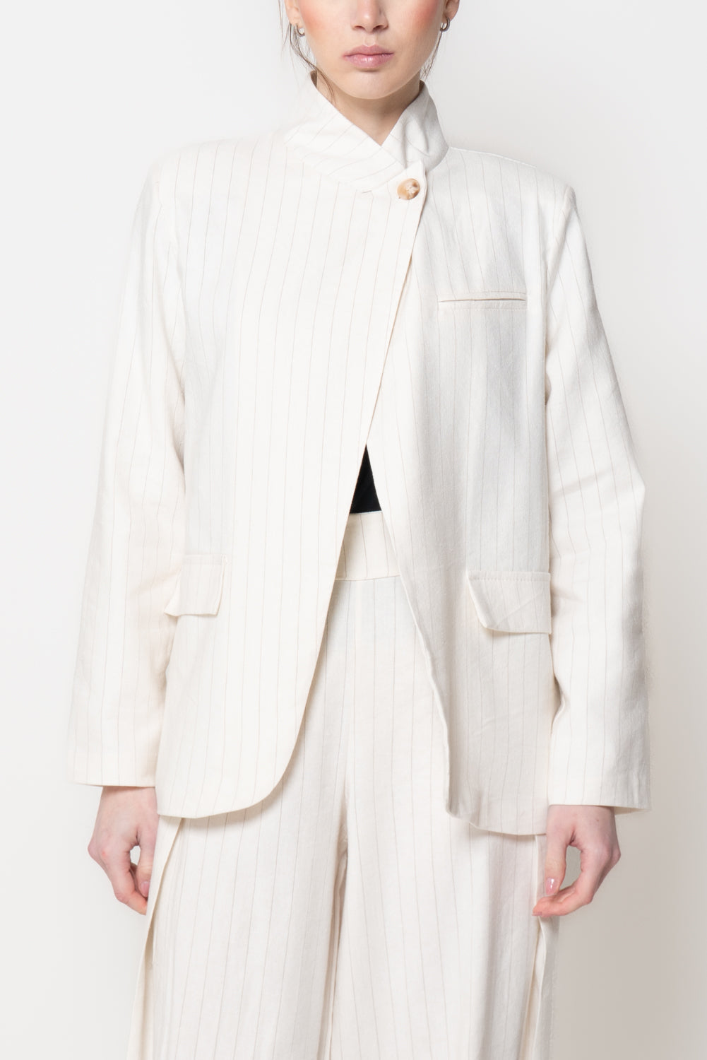 Blazer Gessato con Collo alla Coreana