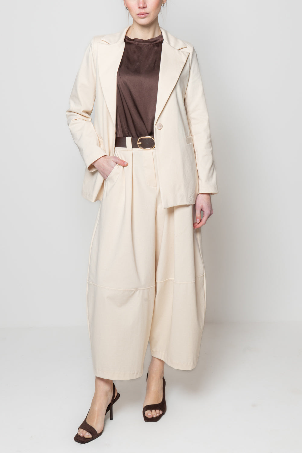 Pantalone Barrel in punto milano