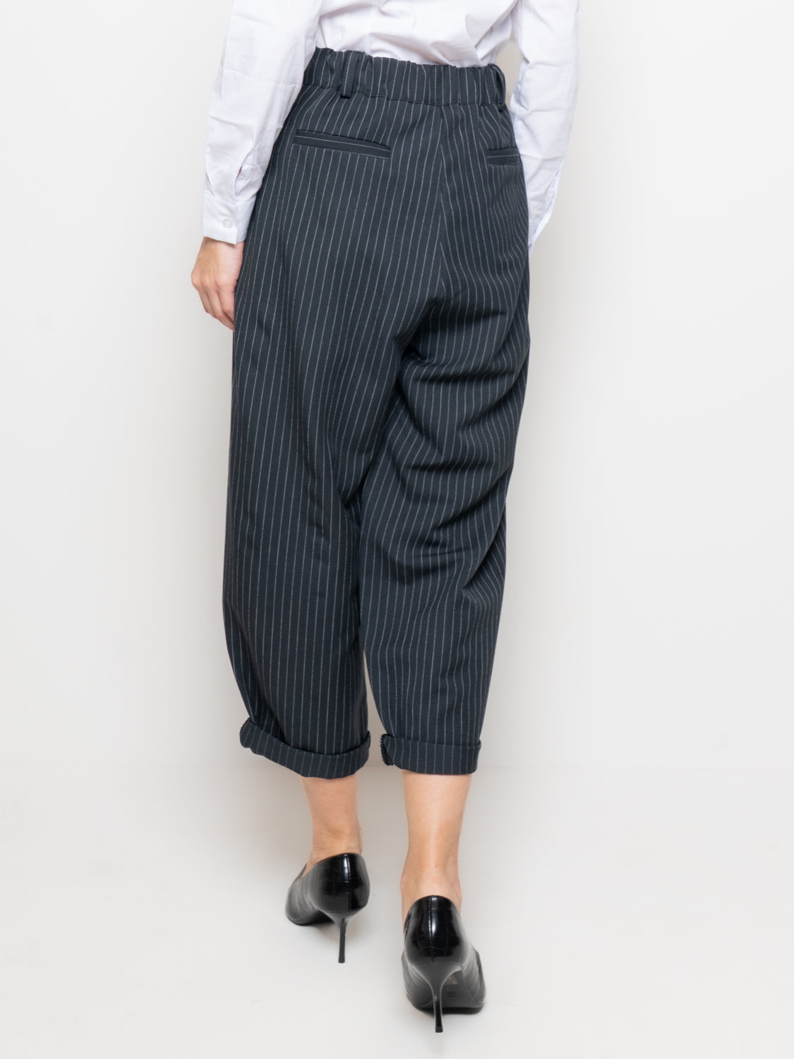 Pantalone gessato con pences