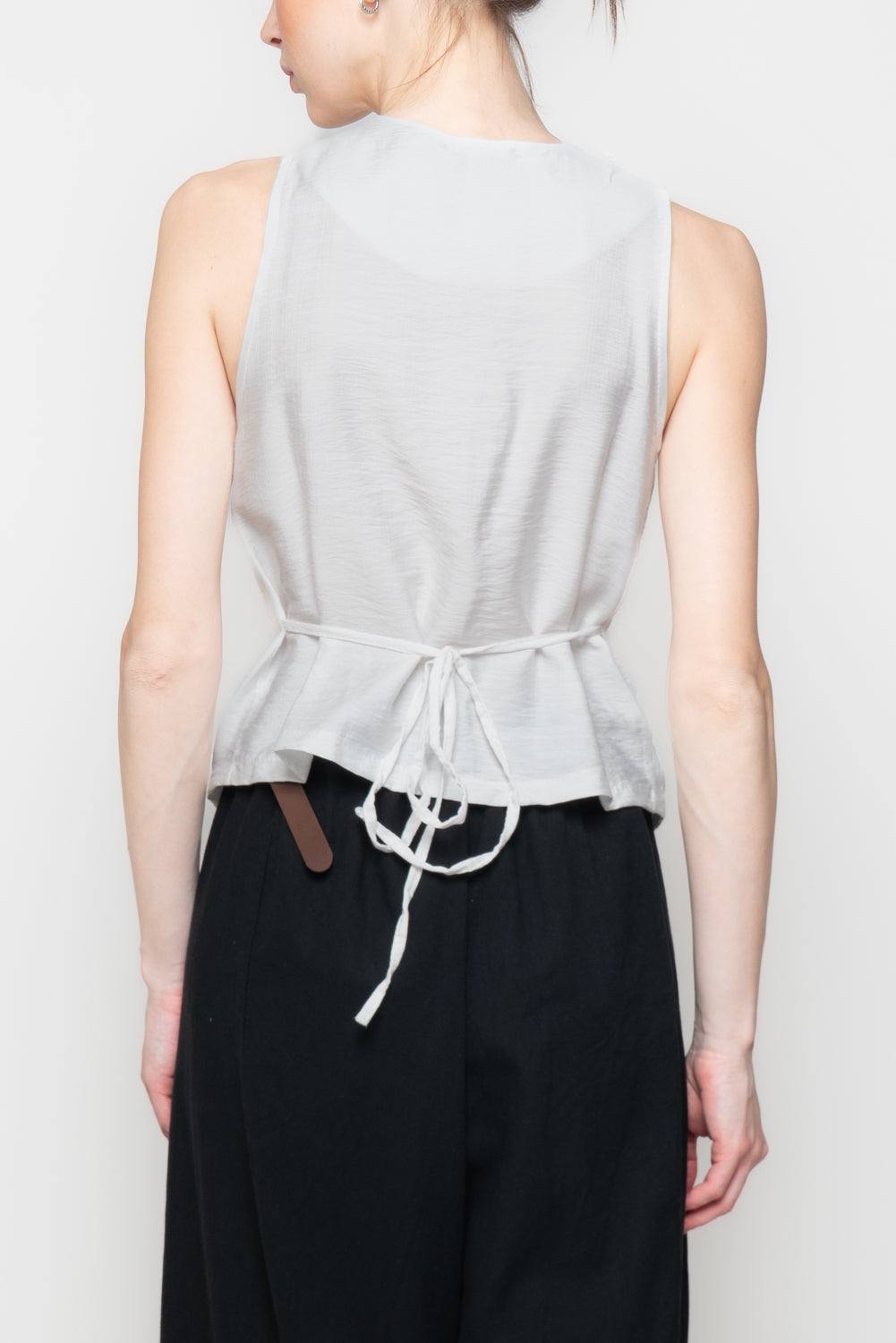 Gilet in Stile Orientale con Chiusura ad Alamari