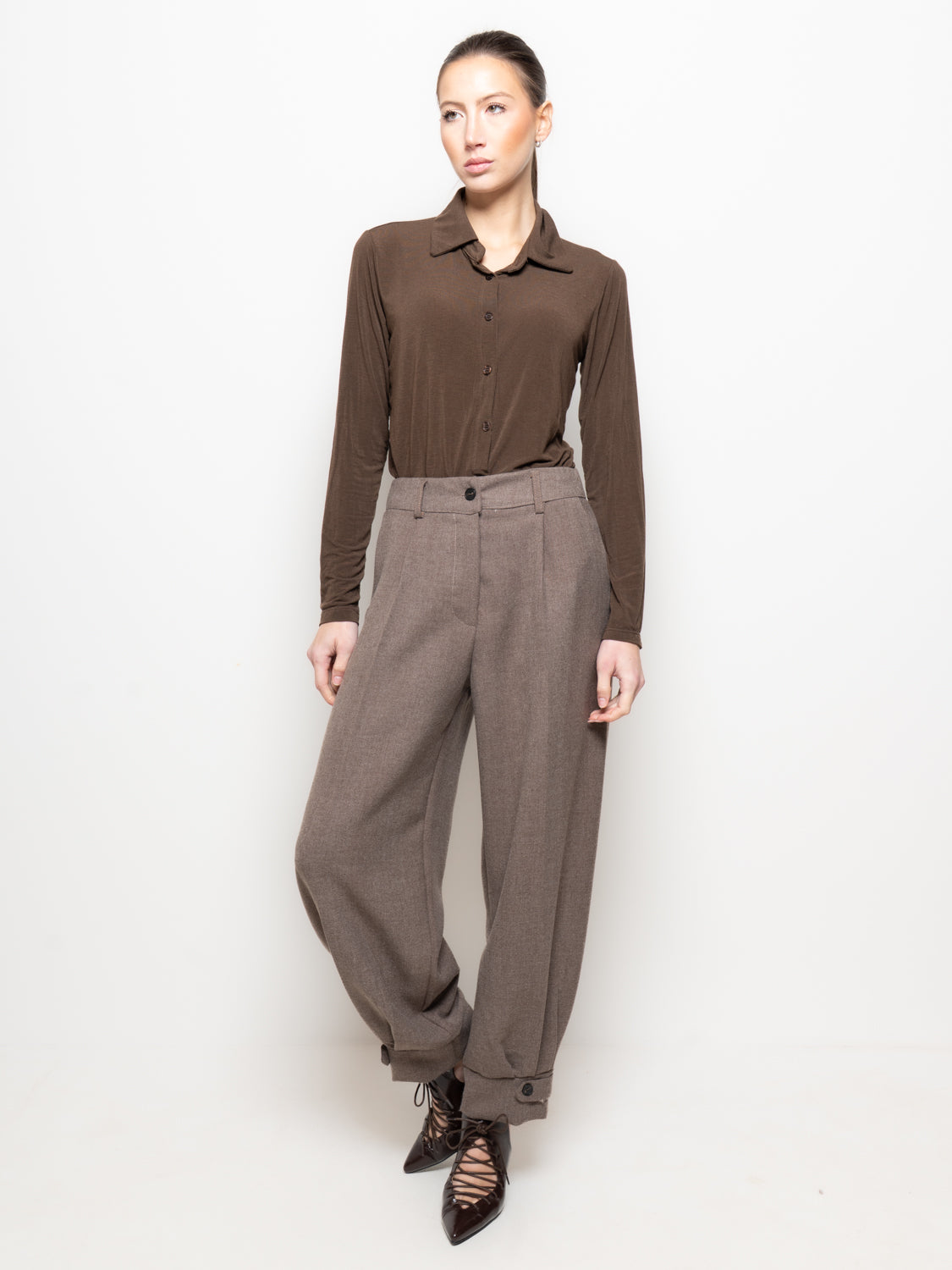 Pantalone cropped a vita alta con polsino