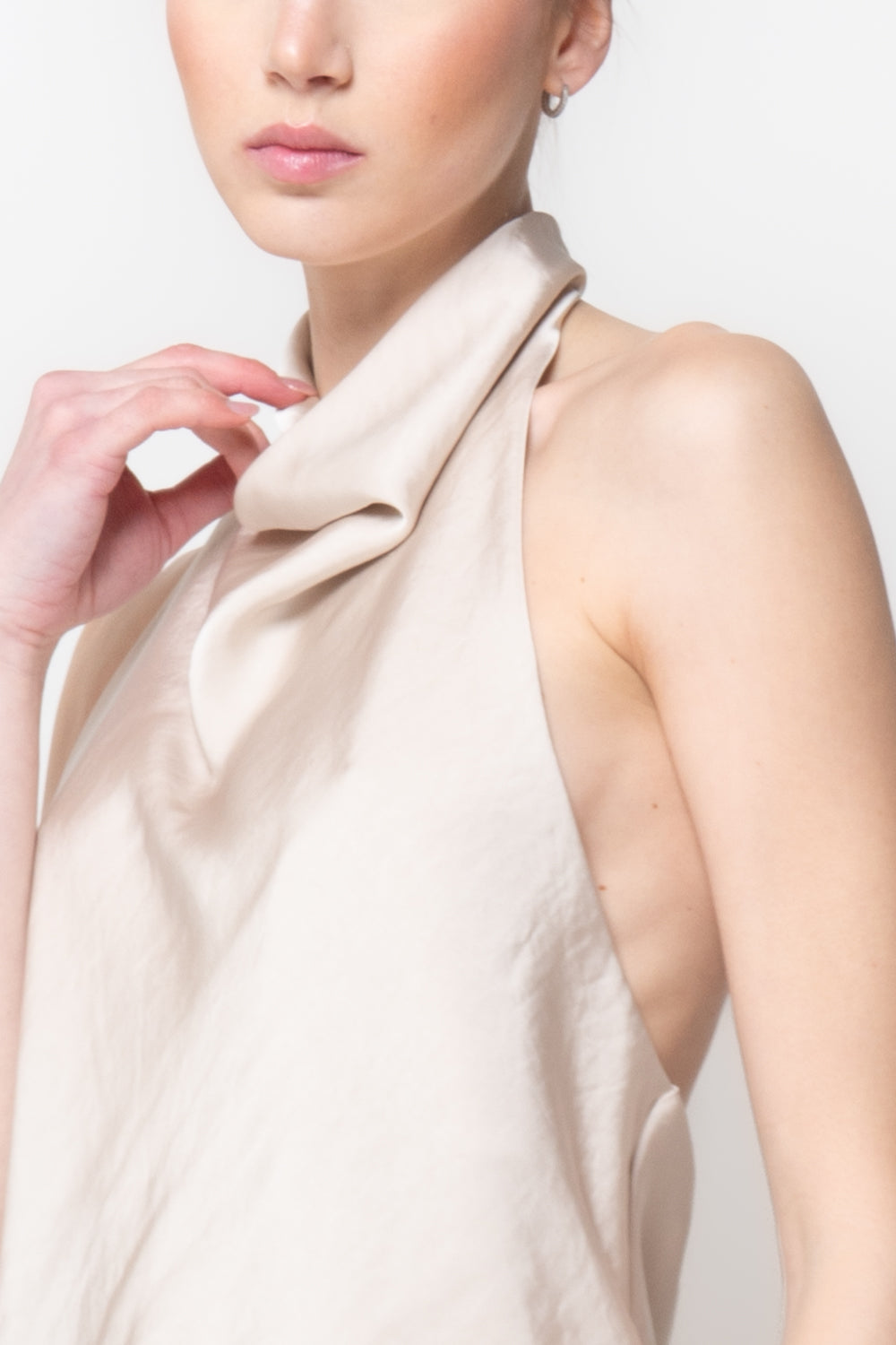 Top Satin con Scollo all'Americana