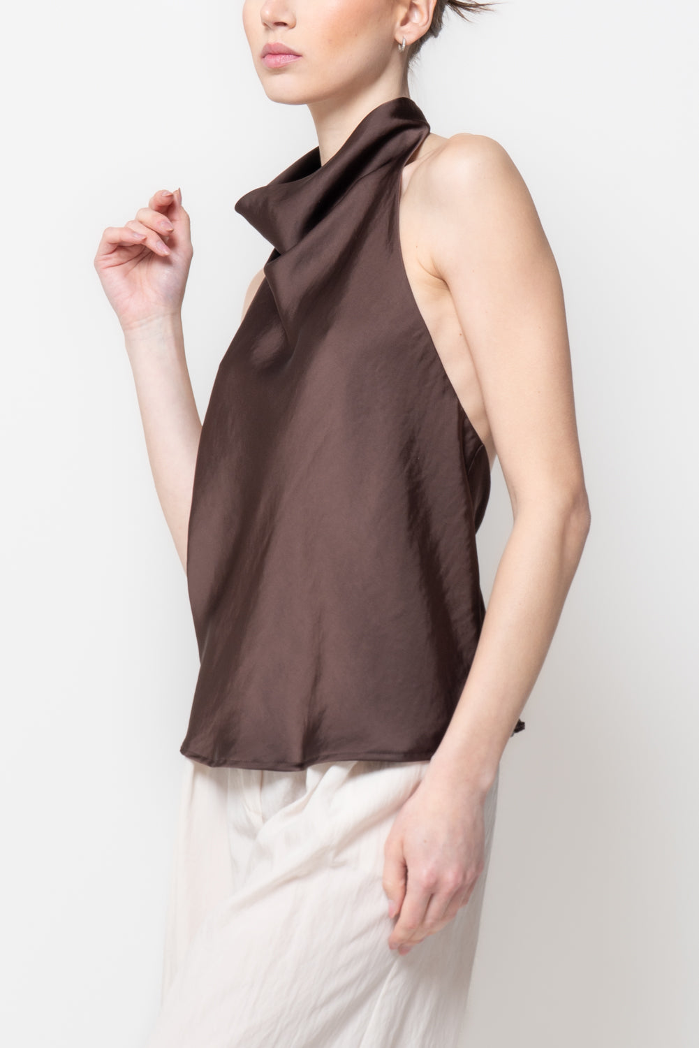 Top Satin con Scollo all'Americana