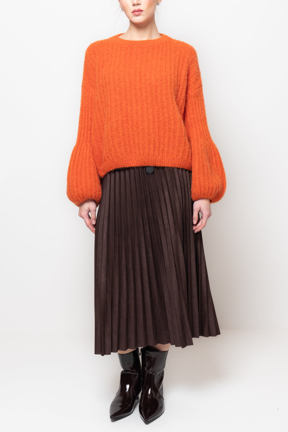 Maglia a coste con manica volume