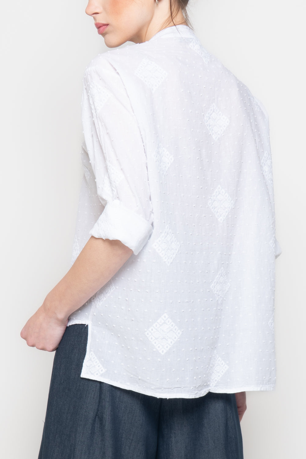 Camicia alla coreana con ricami