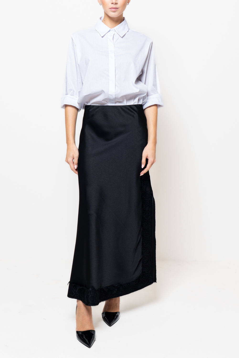 Gonna satin con inserti in pizzo