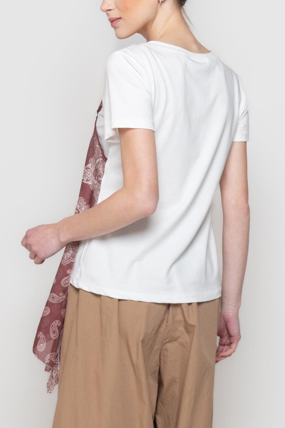 T-shirt Asimmetrico Bandana