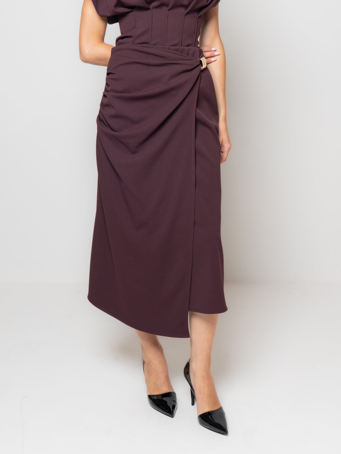 Lunghett rappresa con dettaglio gioiello