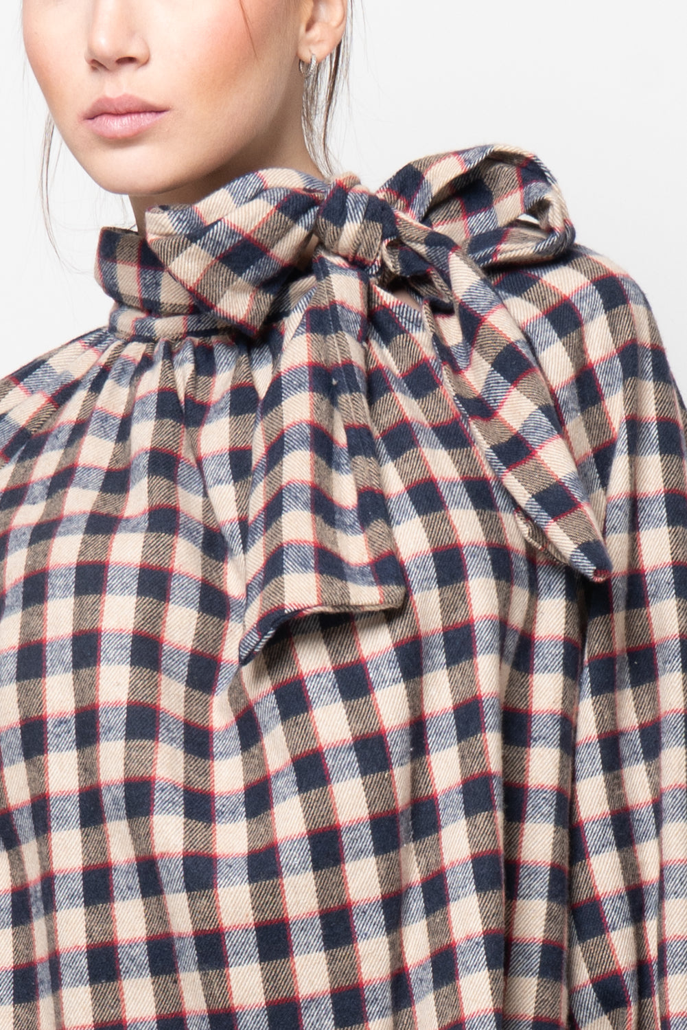 Camicia a quadri con fiocco