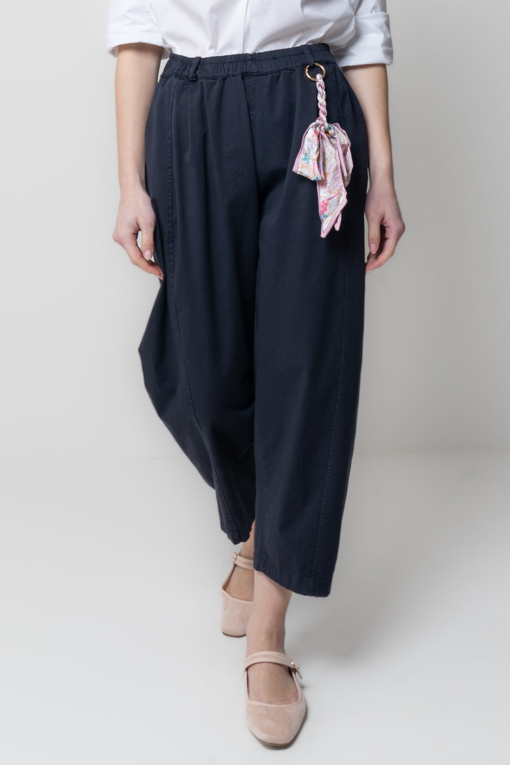 Pantalone a Carota con Foulard