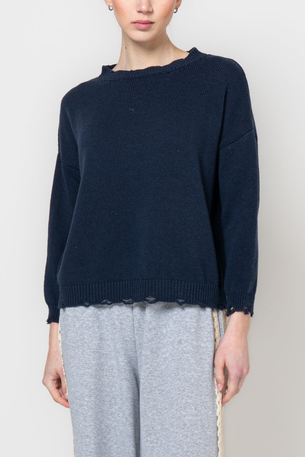 Maglia con profili sdruciti