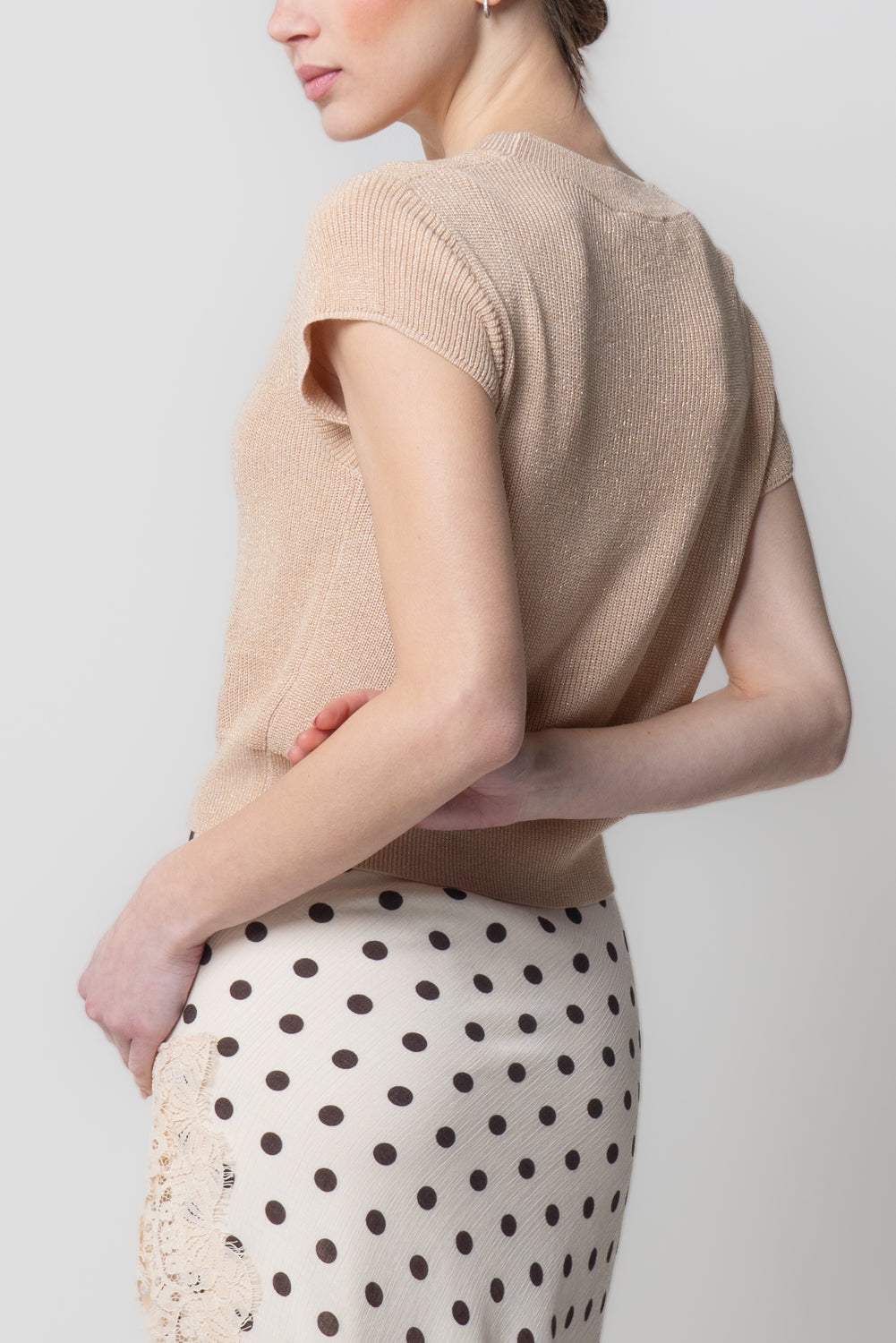 Top in Maglia Lurex con Spalla Estesa