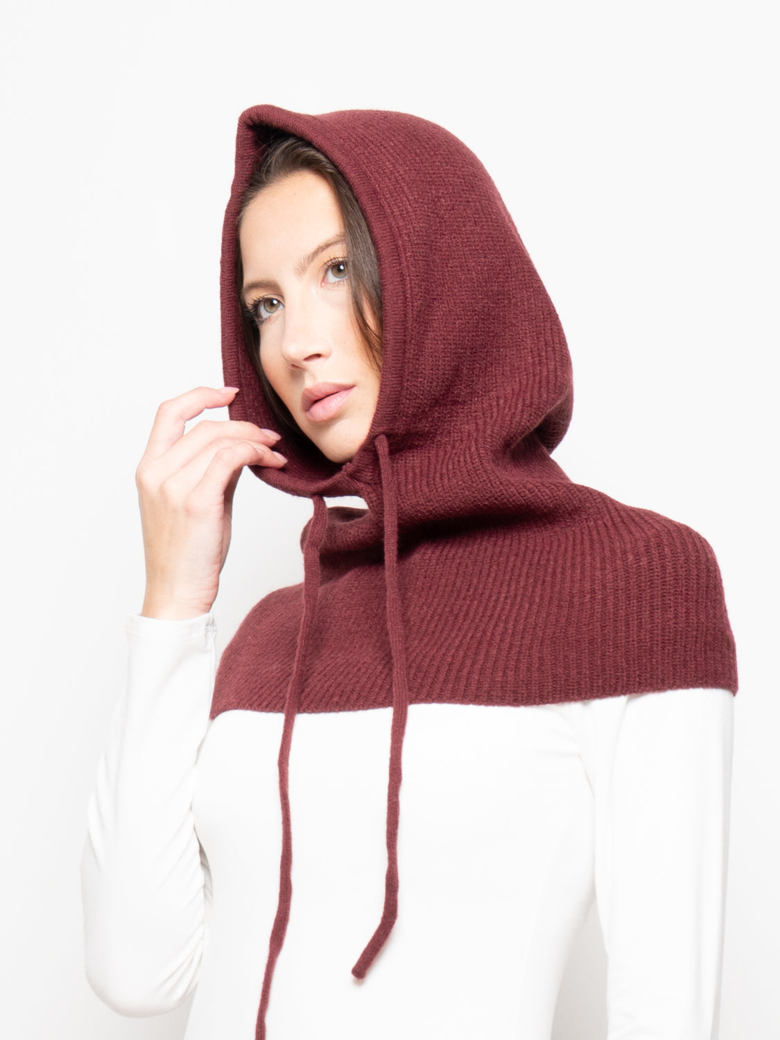 Cappuccio scaldacollo in maglia con coulisse