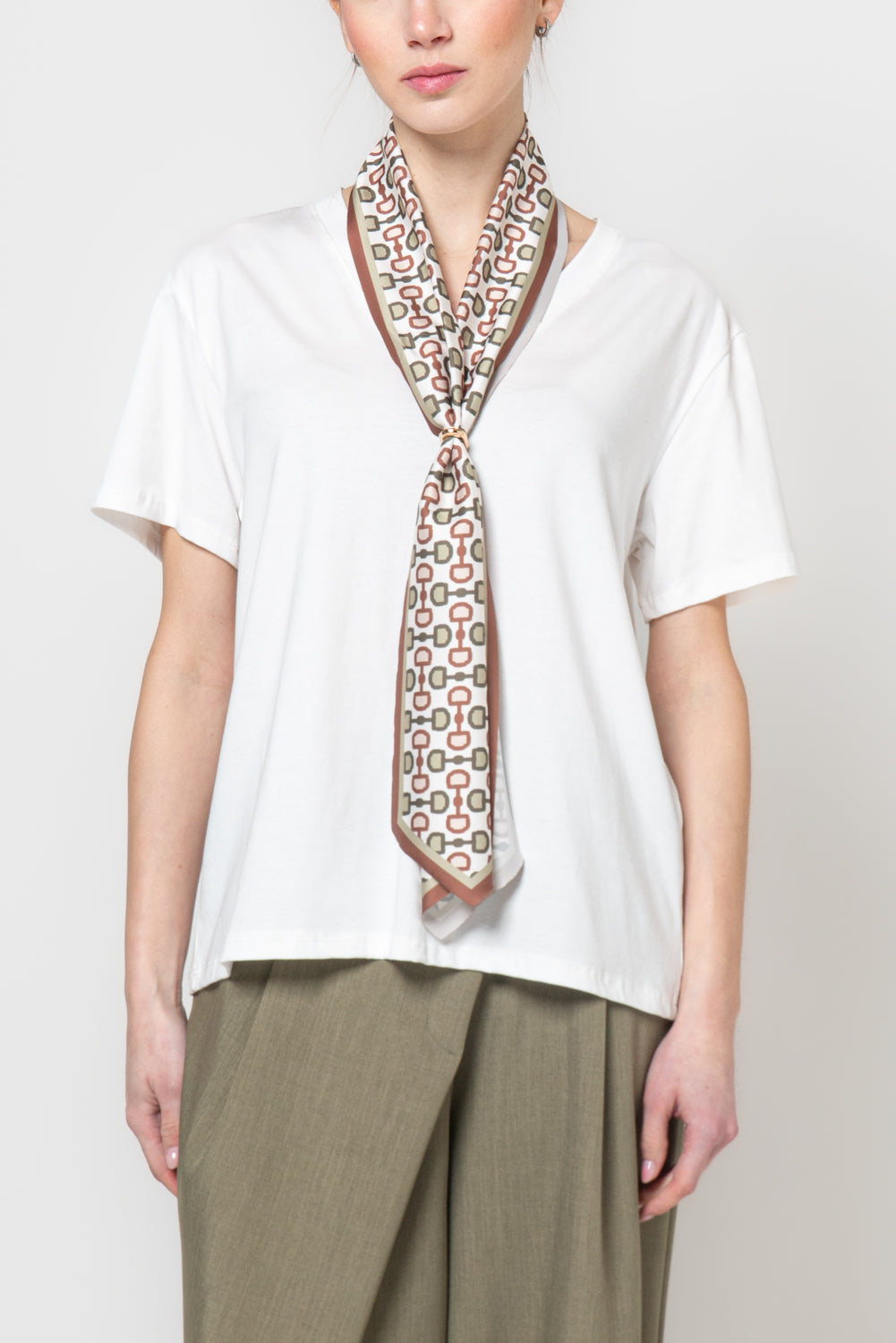 T shirt con foulard