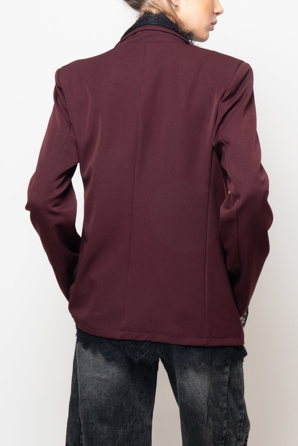 Giacca con profili in pizzo