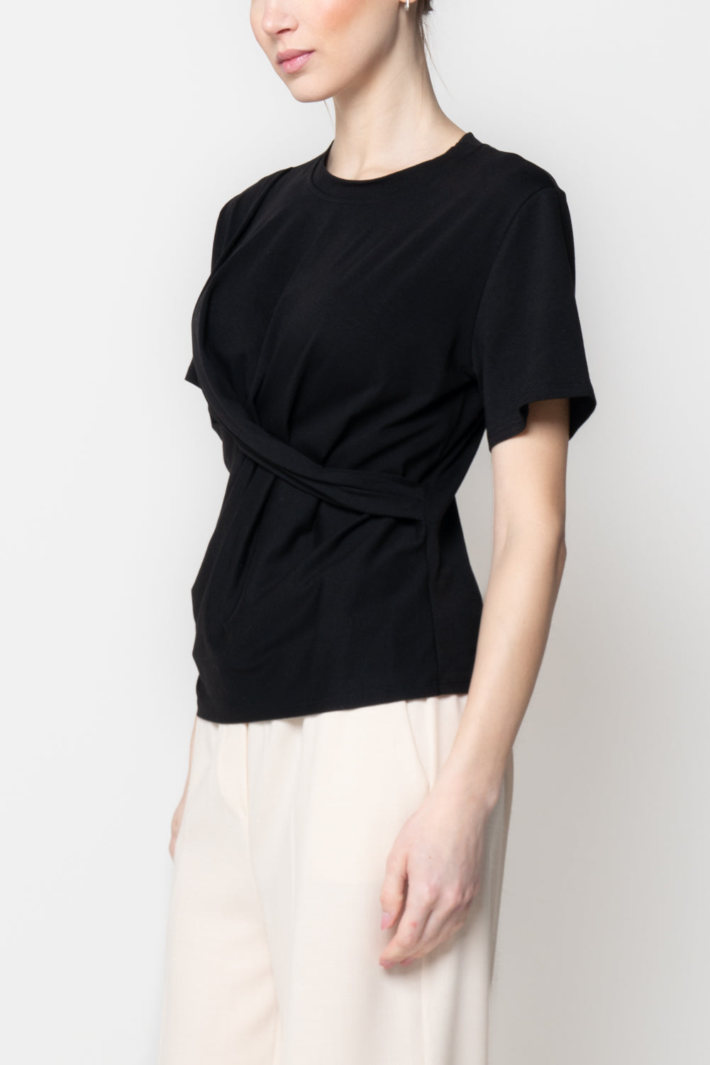 T-shirt con drappeggio