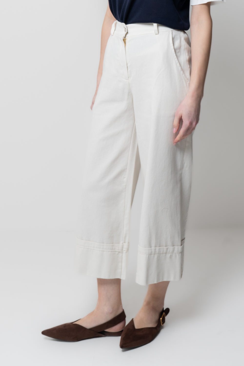 Pantalone Cropped con Risvolto