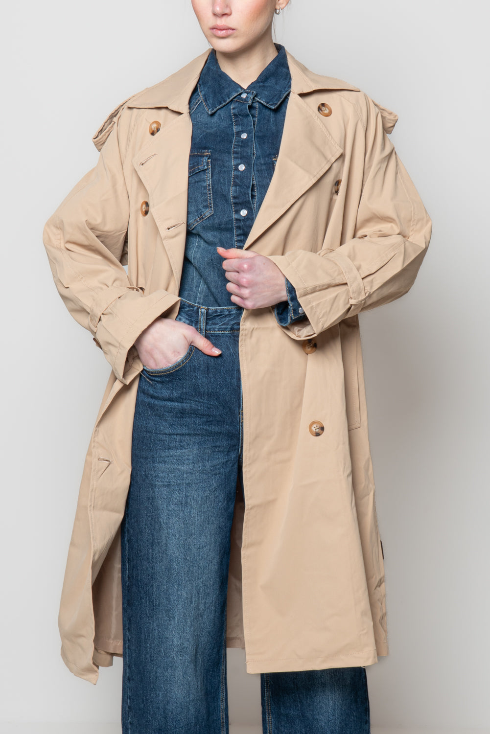 Trench con cintura